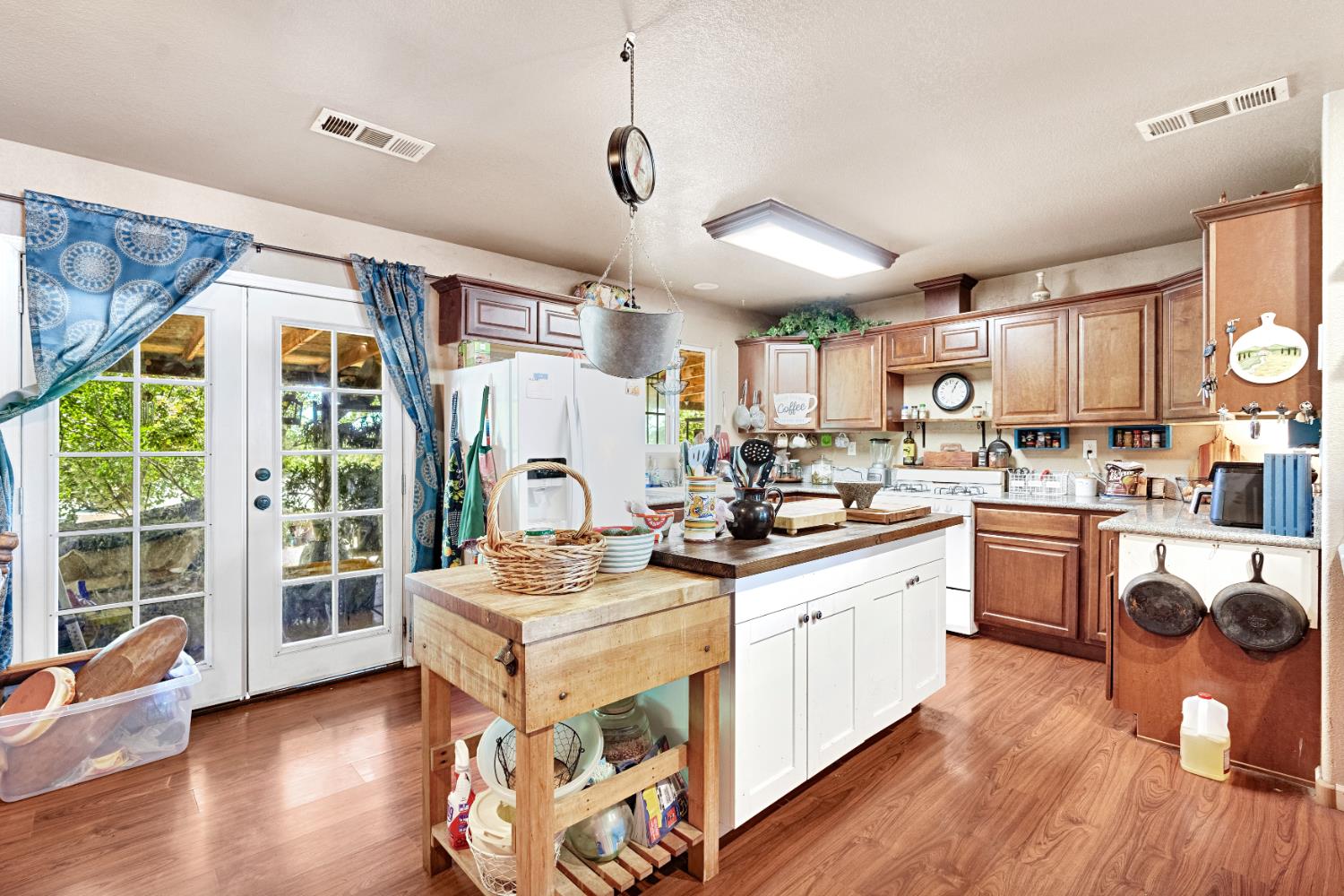 40921 Road 150, Orosi, CA 93647