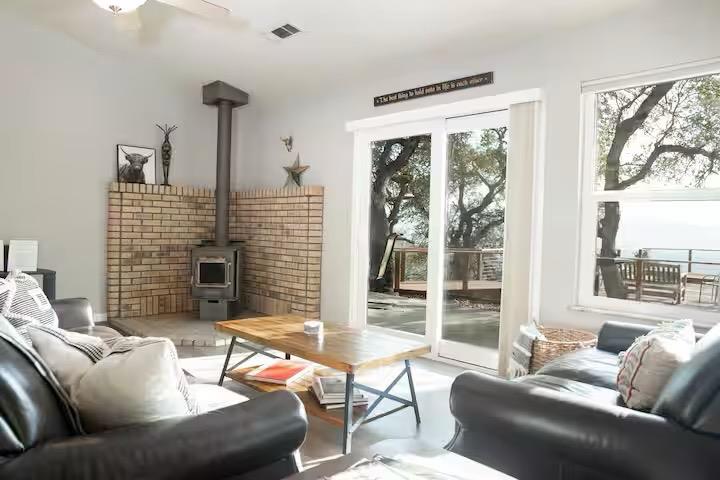 50616 Woodside Ln, Oakhurst, CA 93644