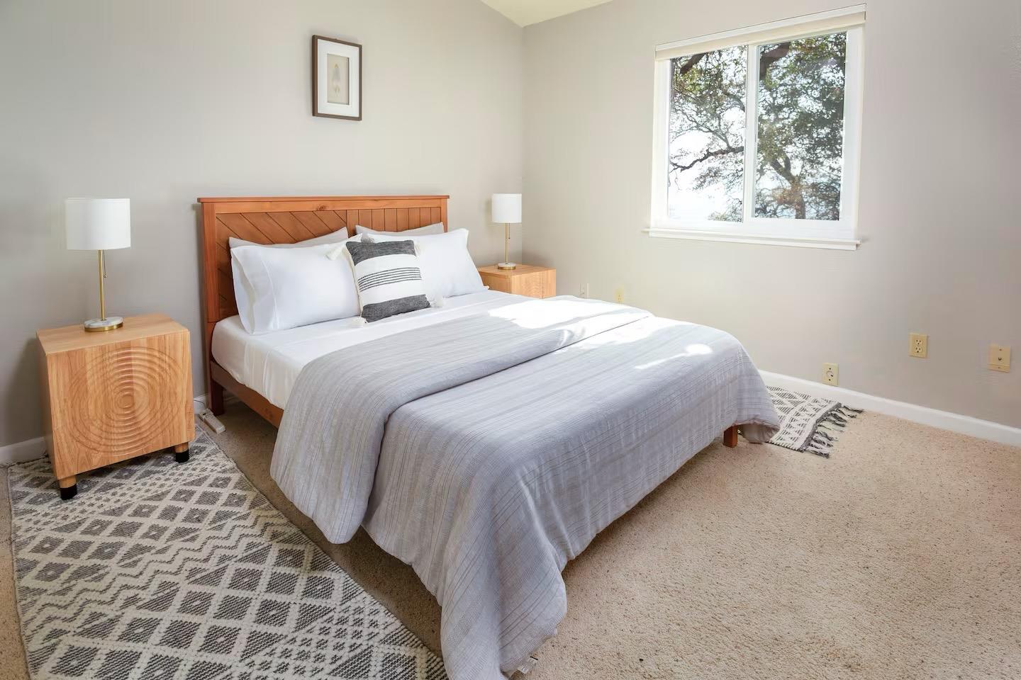 50616 Woodside Ln, Oakhurst, CA 93644