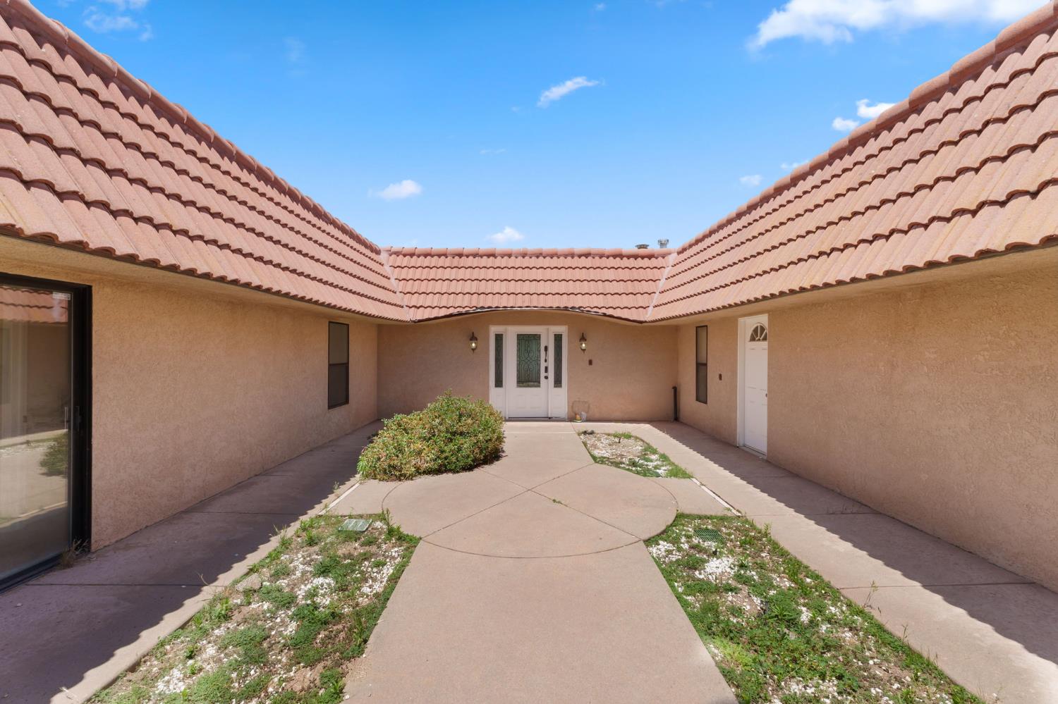 38720 Highway 41, Oakhurst, CA 93644