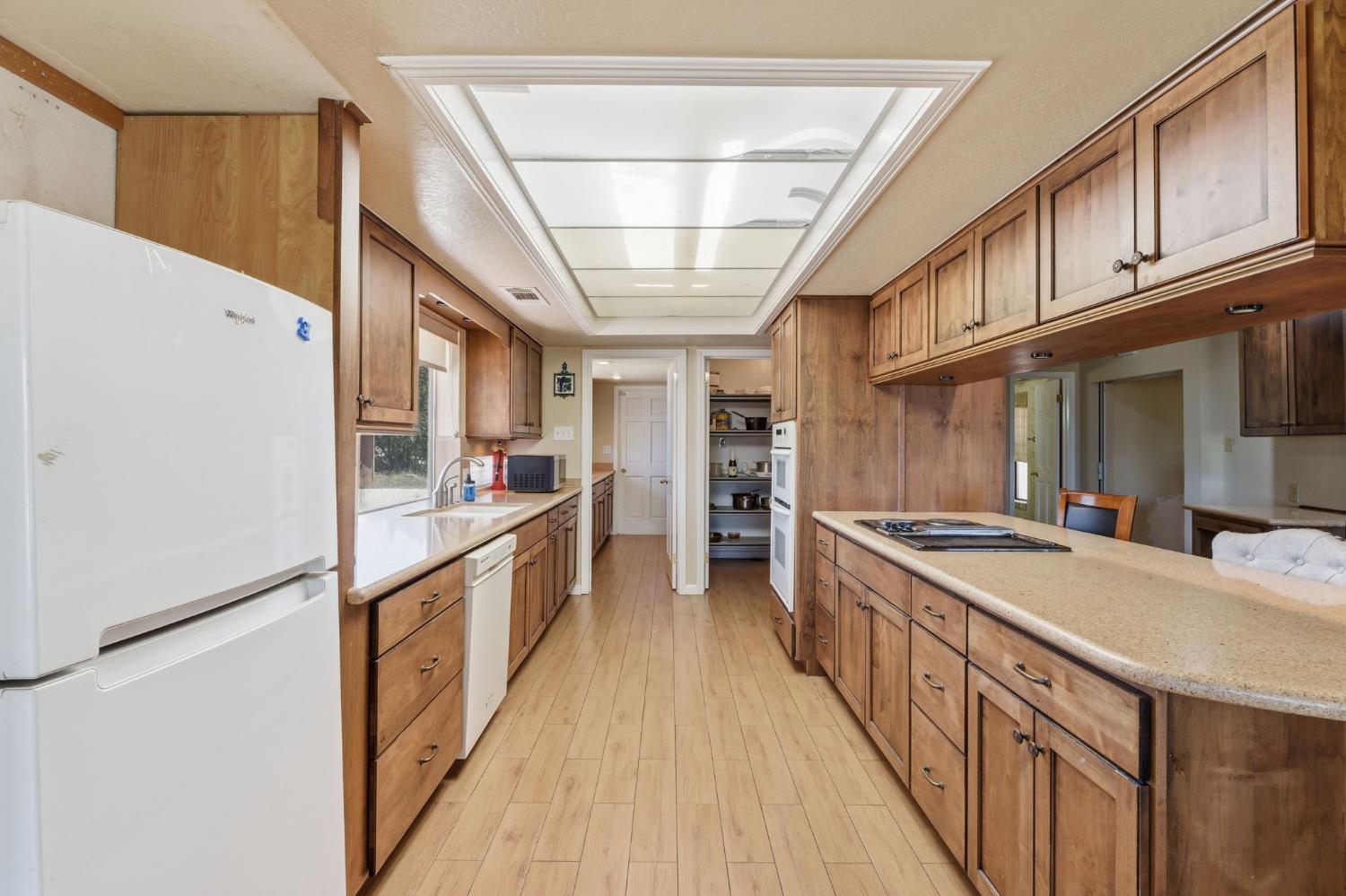 38720 Highway 41, Oakhurst, CA 93644