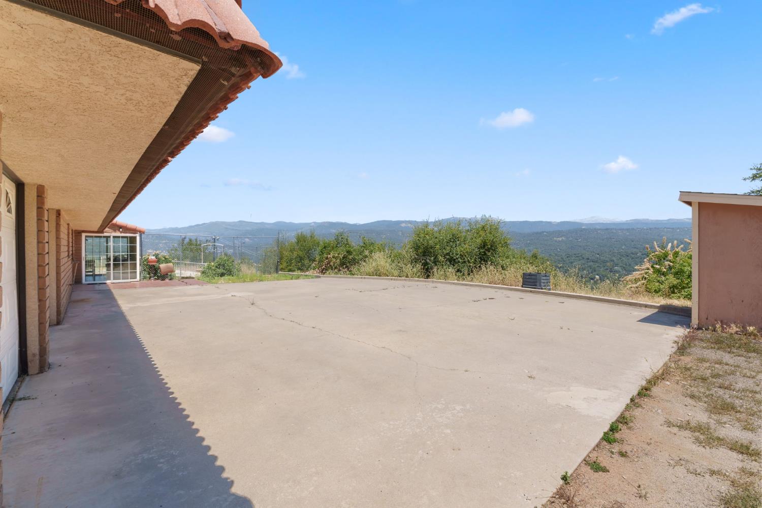 38720 Highway 41, Oakhurst, CA 93644