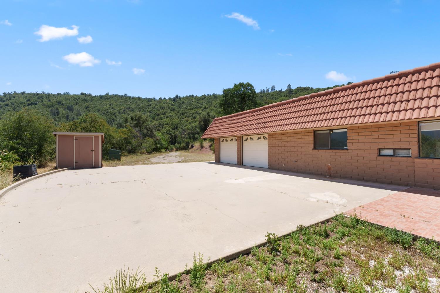 38720 Highway 41, Oakhurst, CA 93644