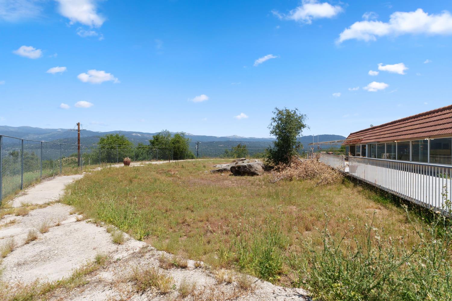 38720 Highway 41, Oakhurst, CA 93644