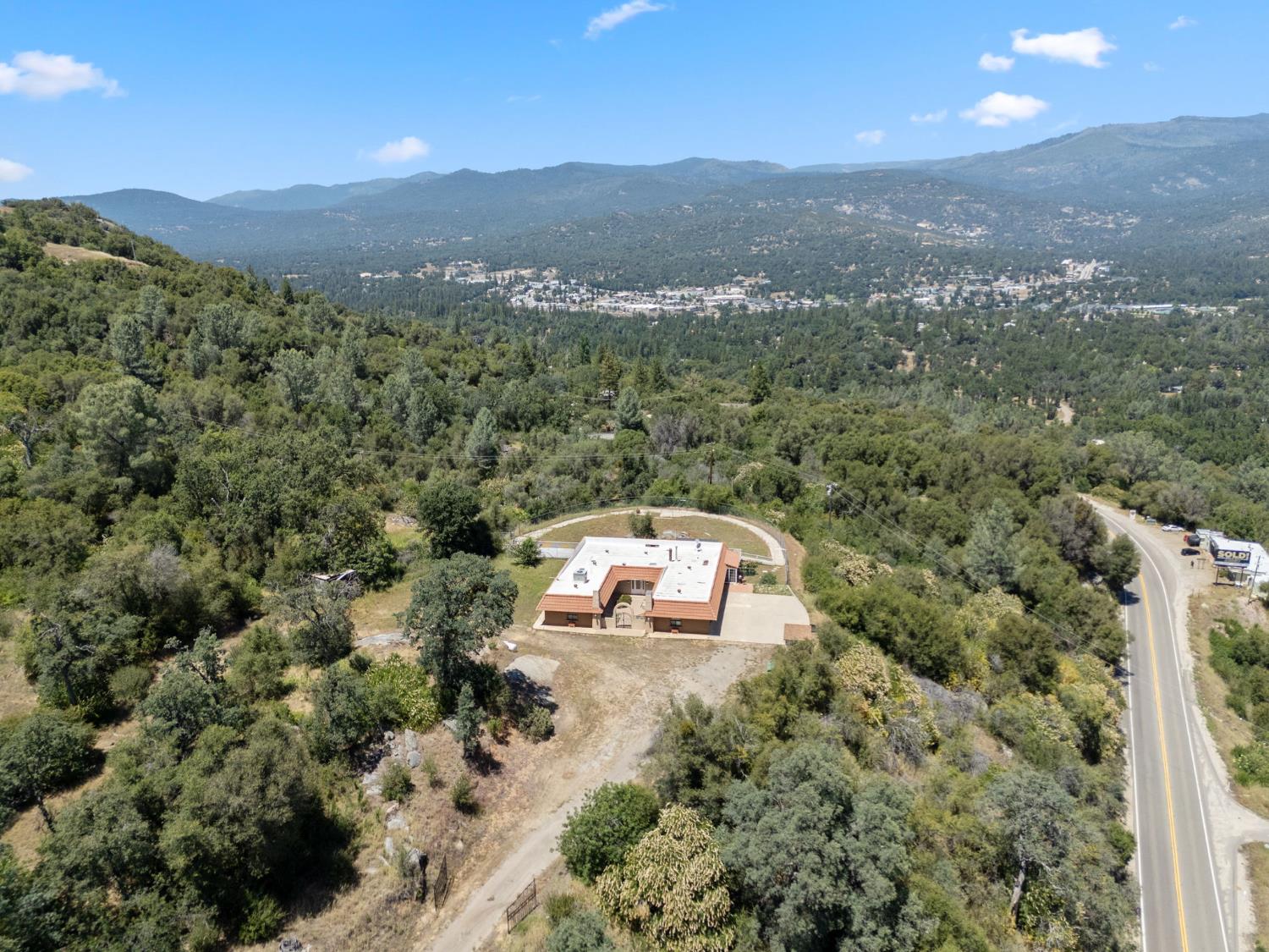 38720 Highway 41, Oakhurst, CA 93644