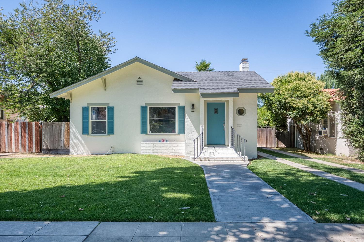 659 E Harvard Ave, Fresno, CA 93704