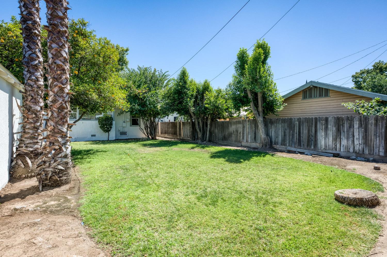 659 E Harvard Ave, Fresno, CA 93704