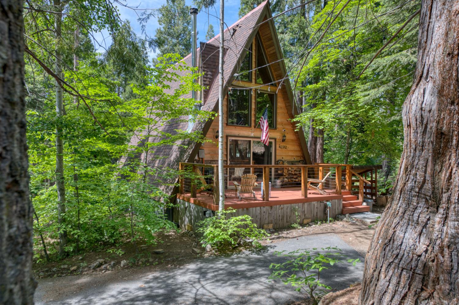 42312 Hanging Branch Road, Shaver Lake, CA 93664