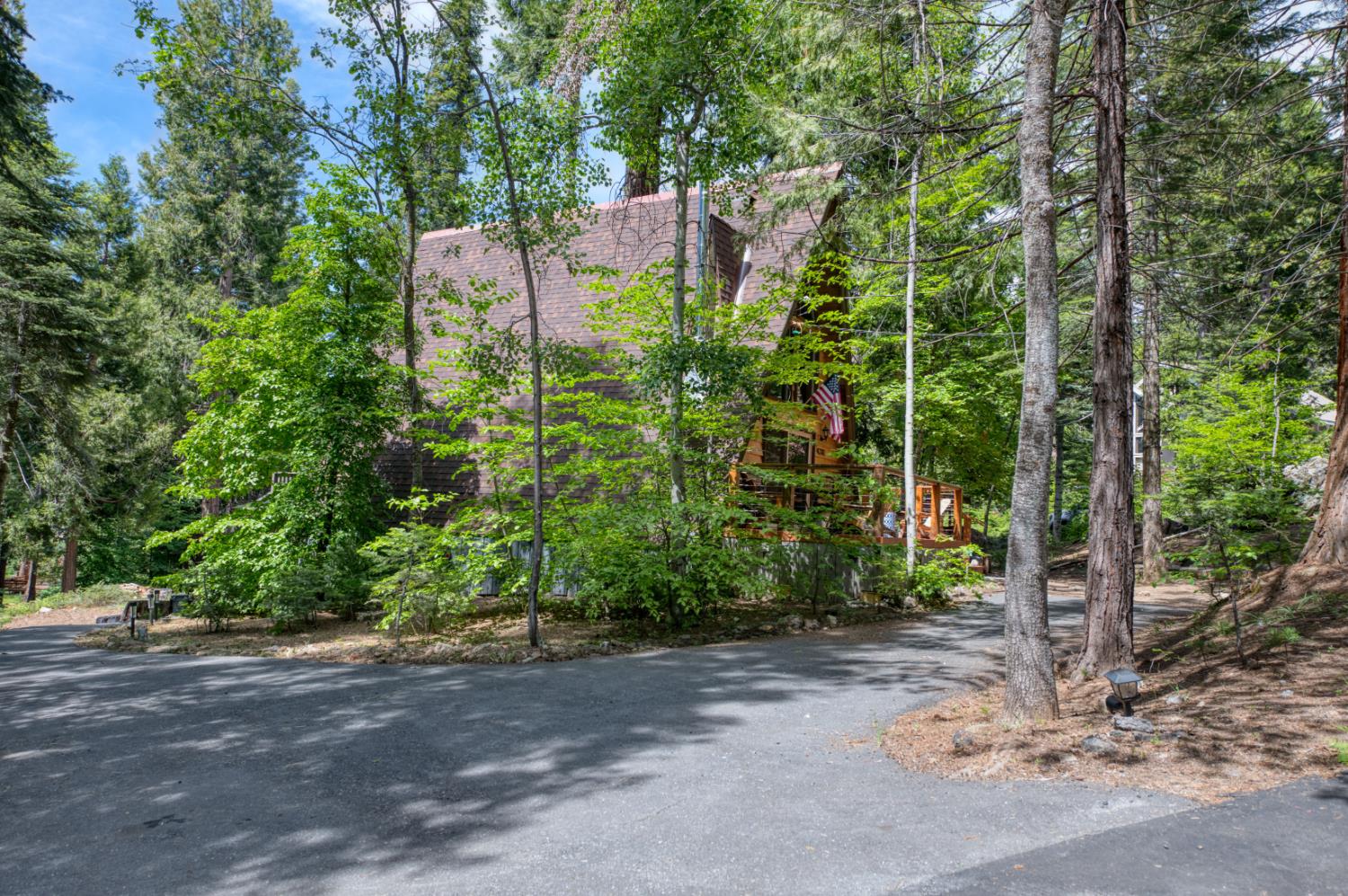 42312 Hanging Branch Road, Shaver Lake, CA 93664