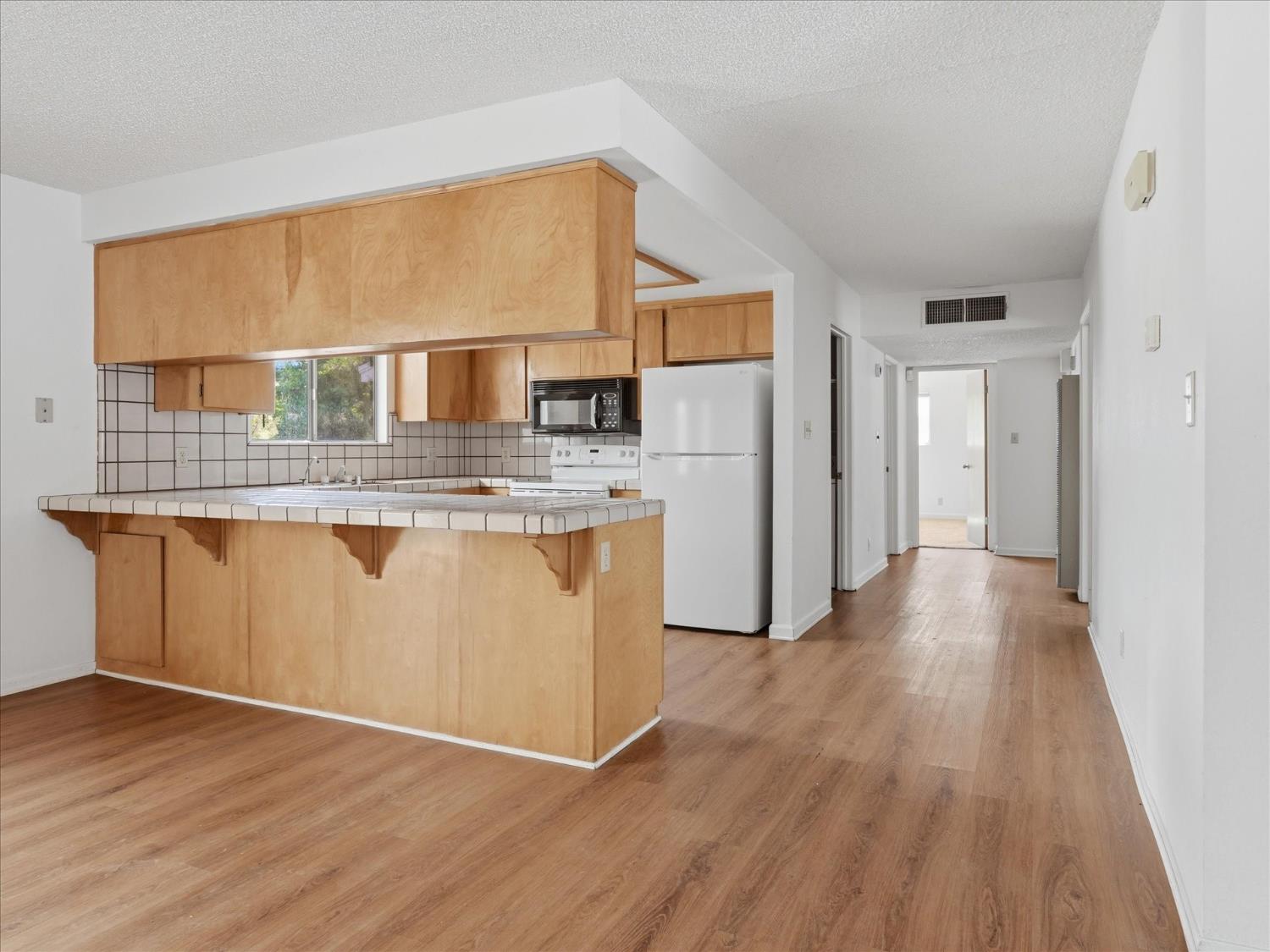 39785 Pine Ridge Rd, Oakhurst, CA 93644