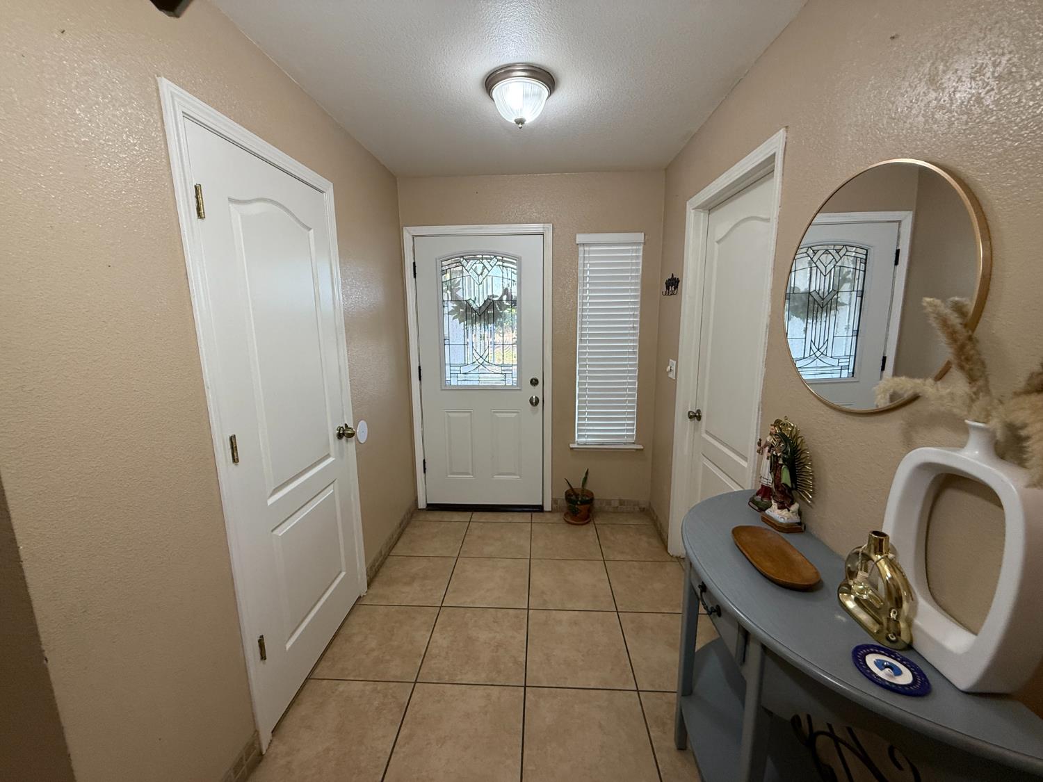 2109 E Dinuba Ave, Fresno, CA 93725