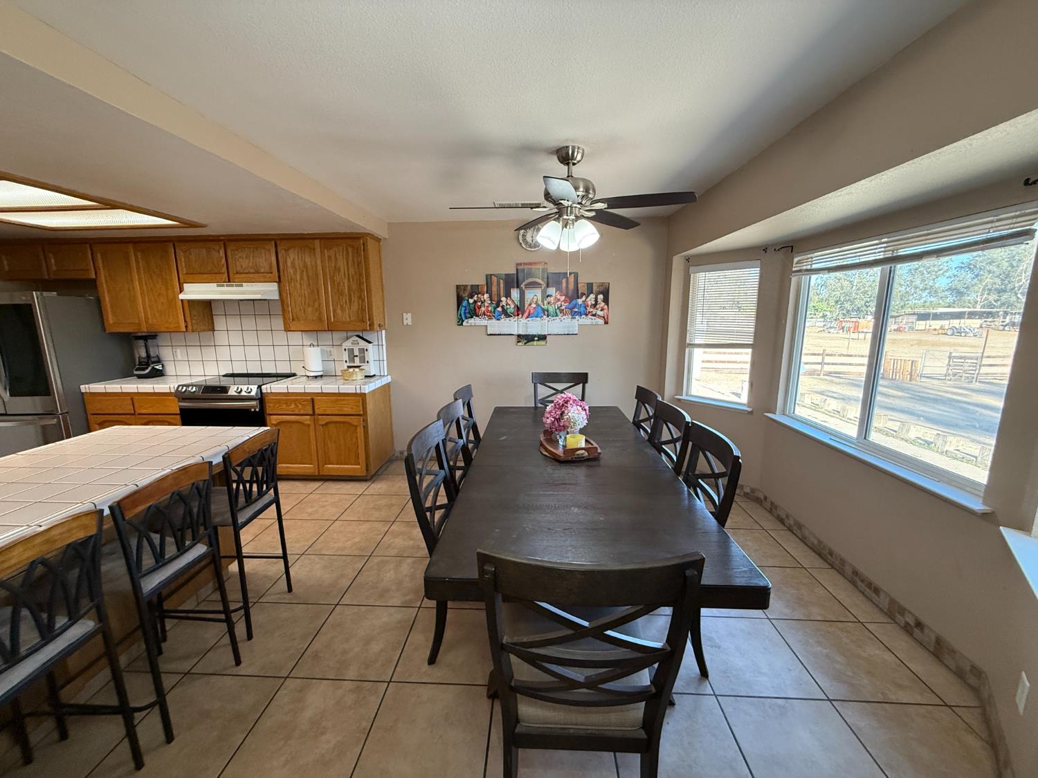 2109 E Dinuba Ave, Fresno, CA 93725