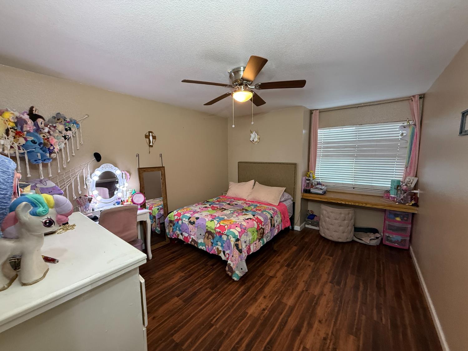 2109 E Dinuba Ave, Fresno, CA 93725
