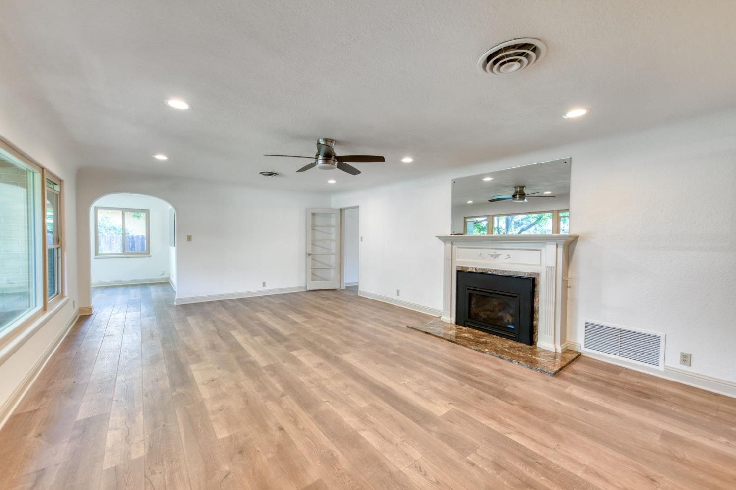 920 E Sierra Madre, Fresno, CA 93704