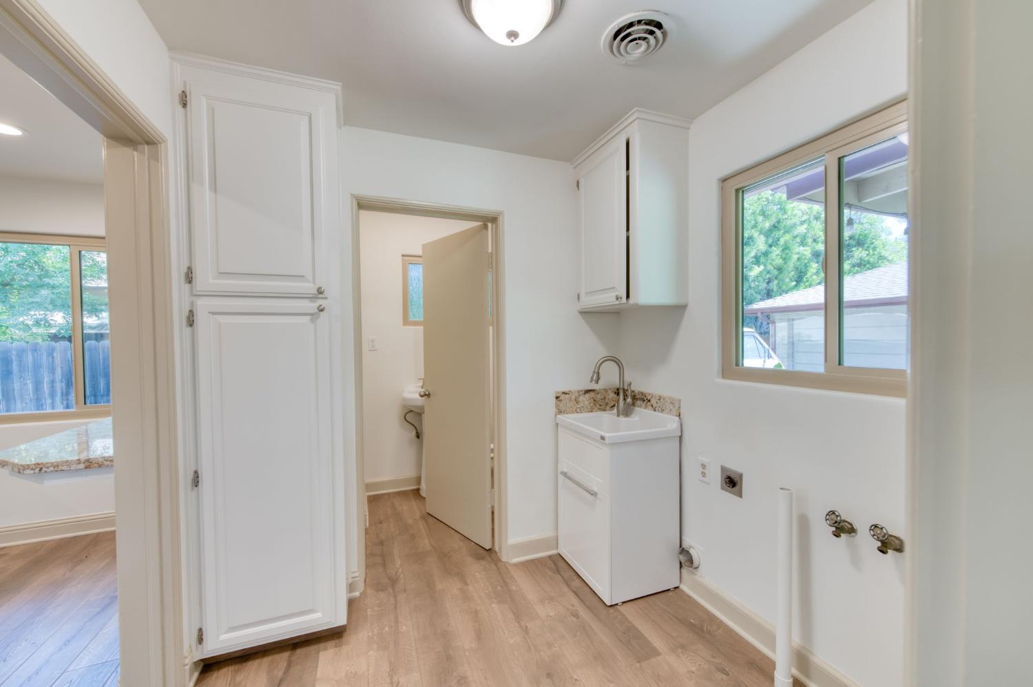 920 E Sierra Madre, Fresno, CA 93704