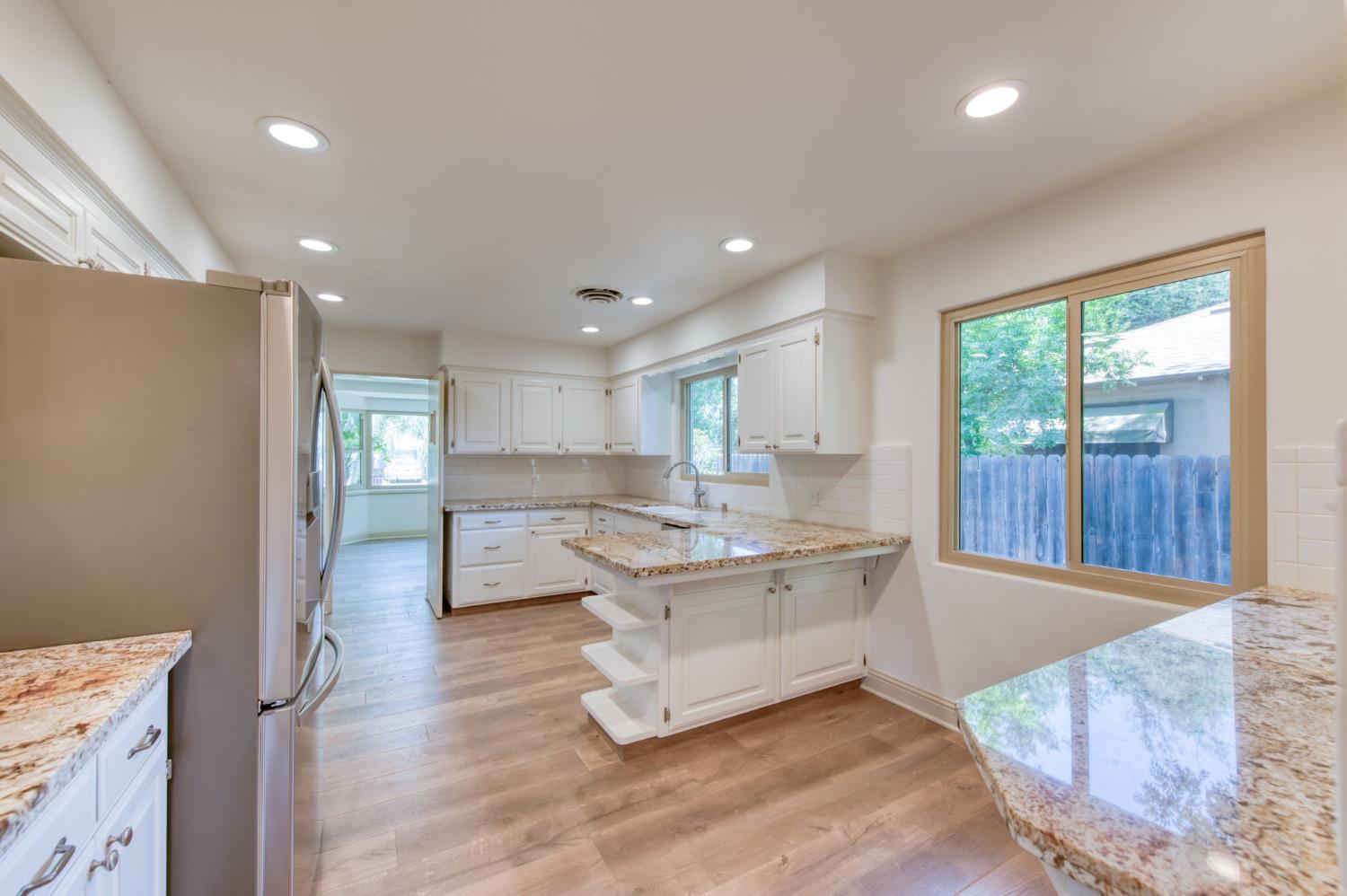 920 E Sierra Madre, Fresno, CA 93704