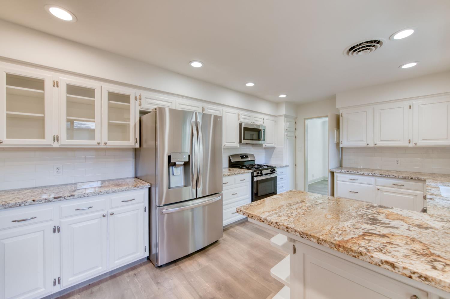 920 E Sierra Madre, Fresno, CA 93704