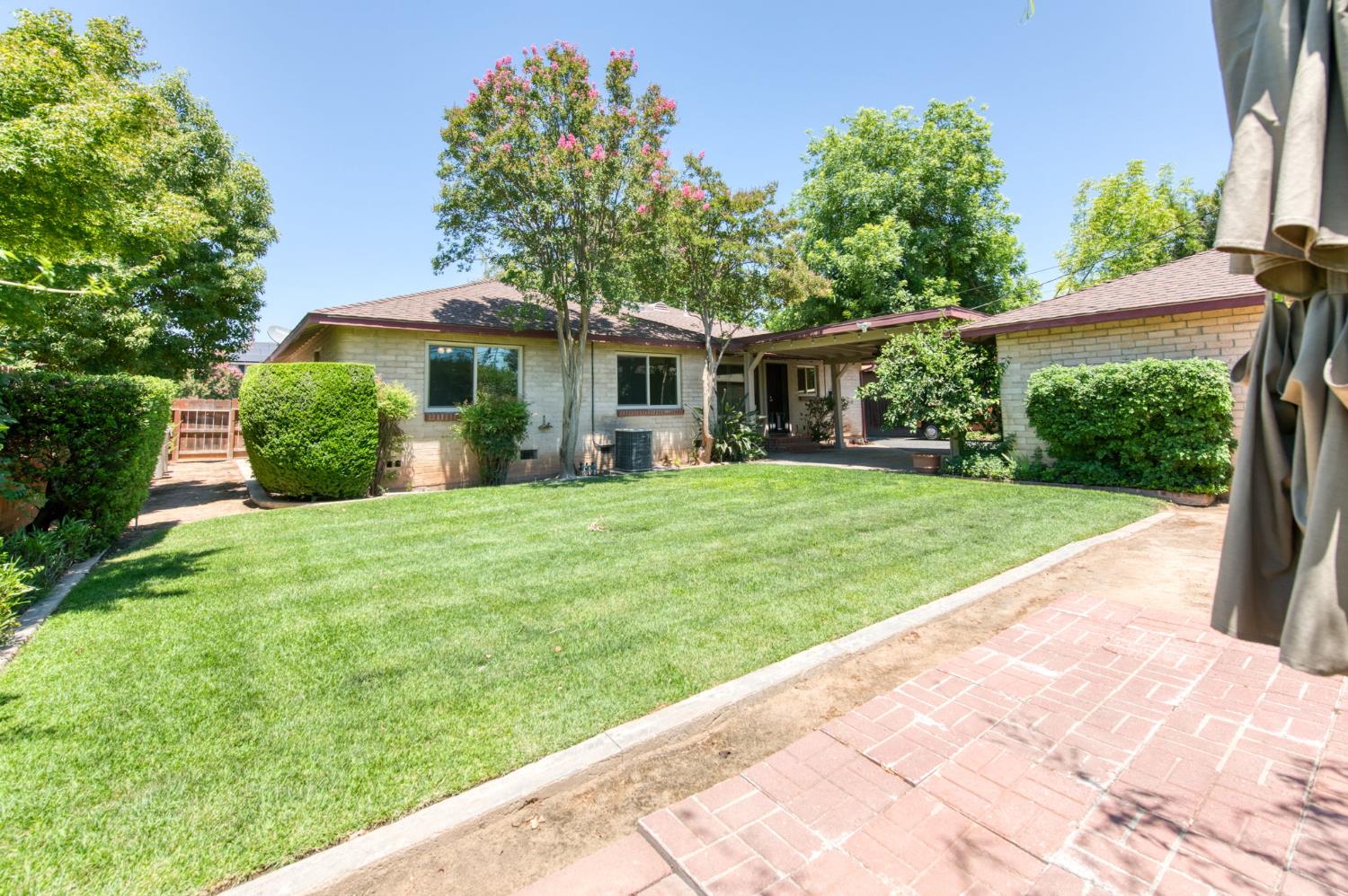 920 E Sierra Madre, Fresno, CA 93704