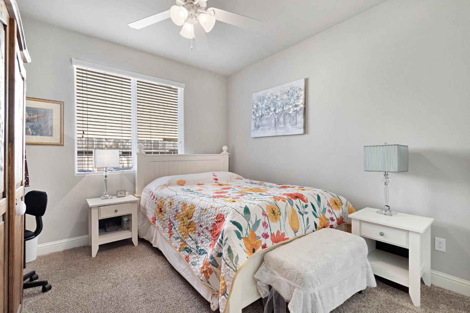 3992 Flint Ave, Clovis, CA 93619