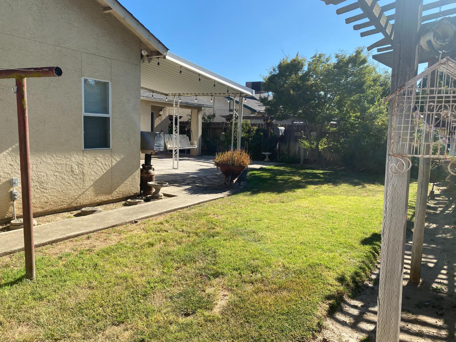 609 Merlot Ave, Madera, CA 93637
