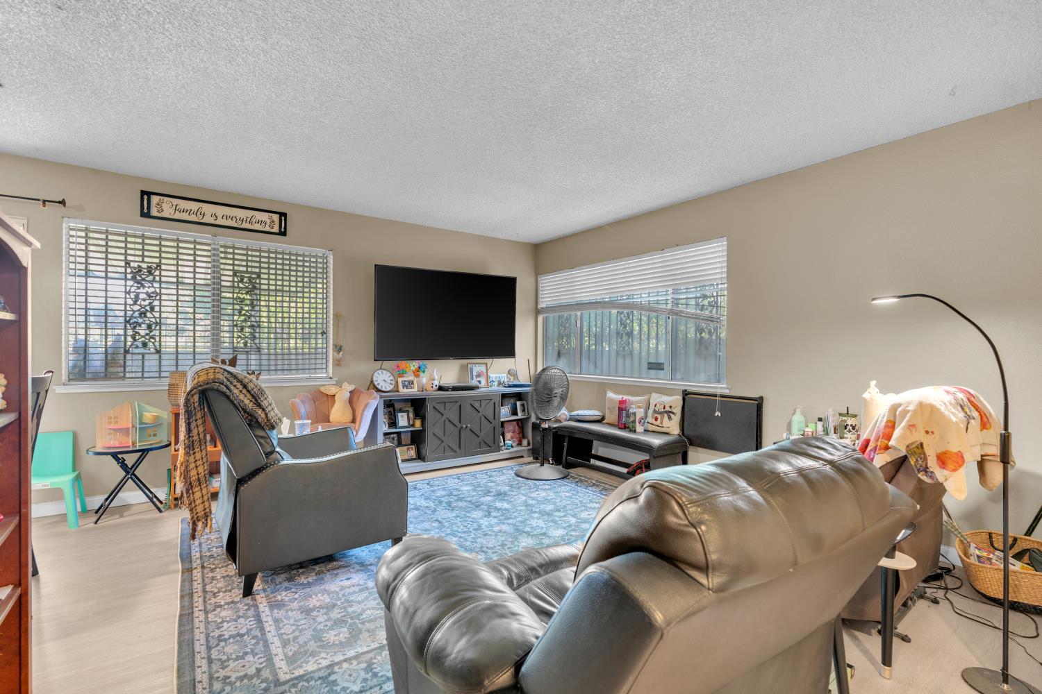 4747 N Cedar Ave #102, Fresno, CA 93726