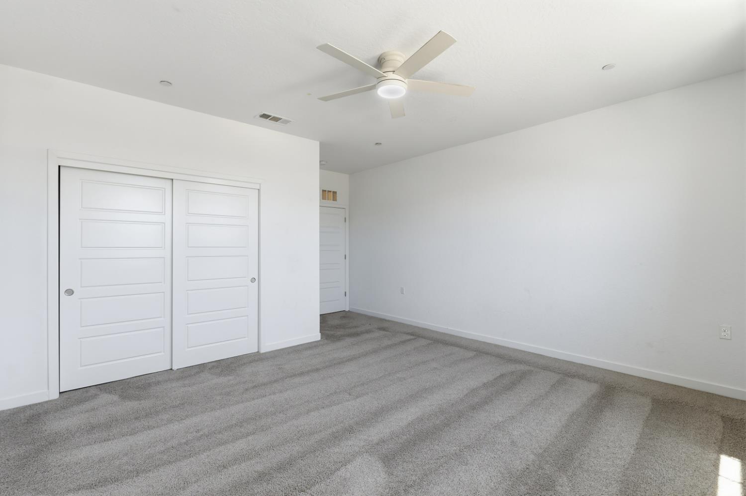 7242 E Amherst Ave, Fresno, CA 93737
