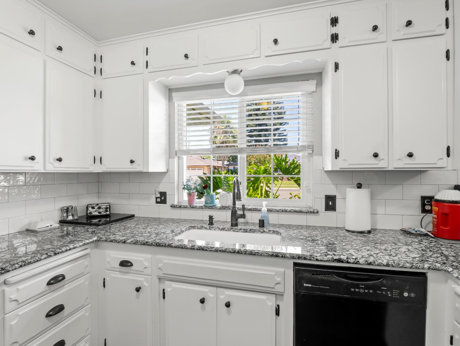 953 E Chennault, Fresno, CA 93720
