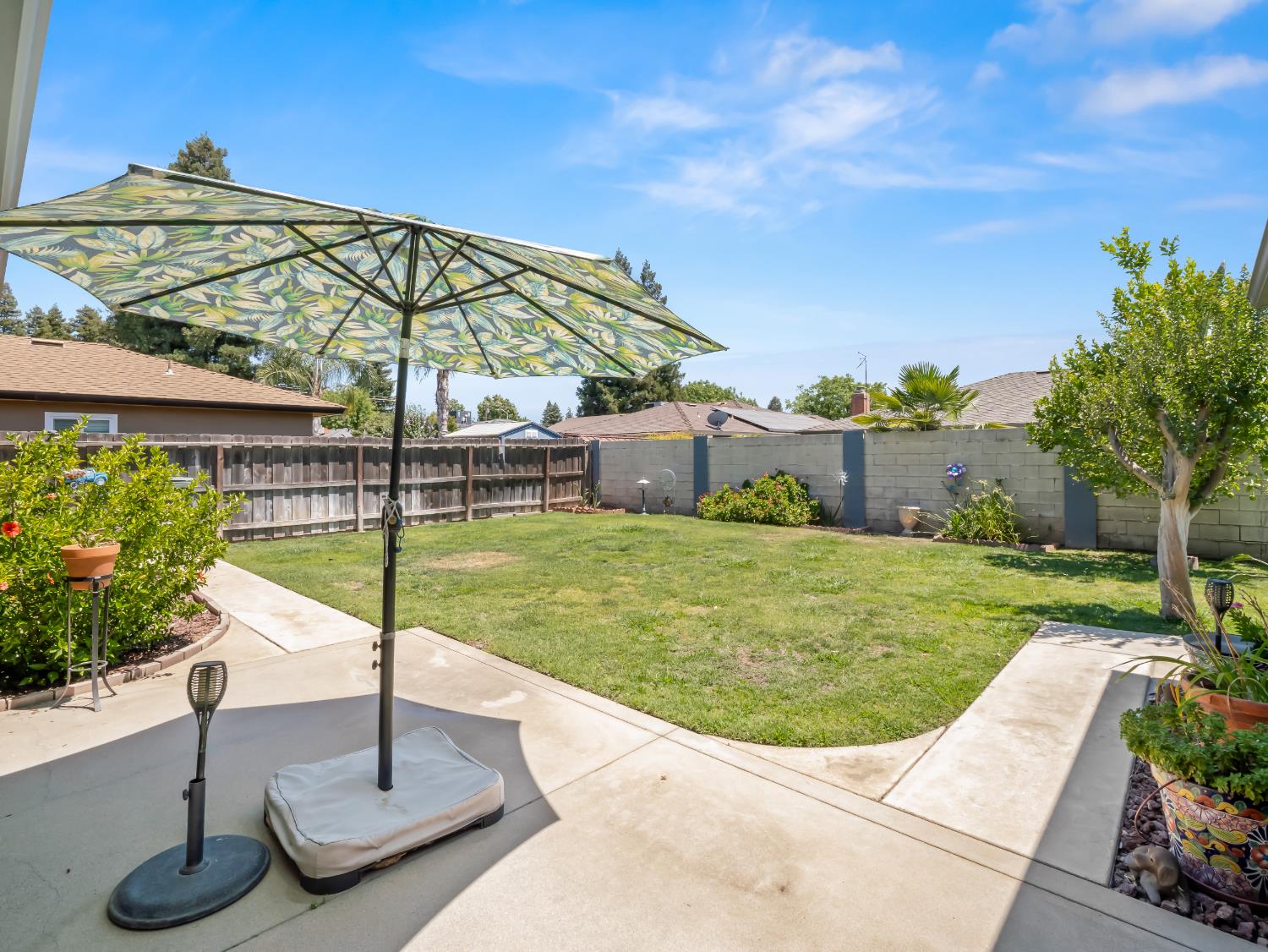 953 E Chennault, Fresno, CA 93720