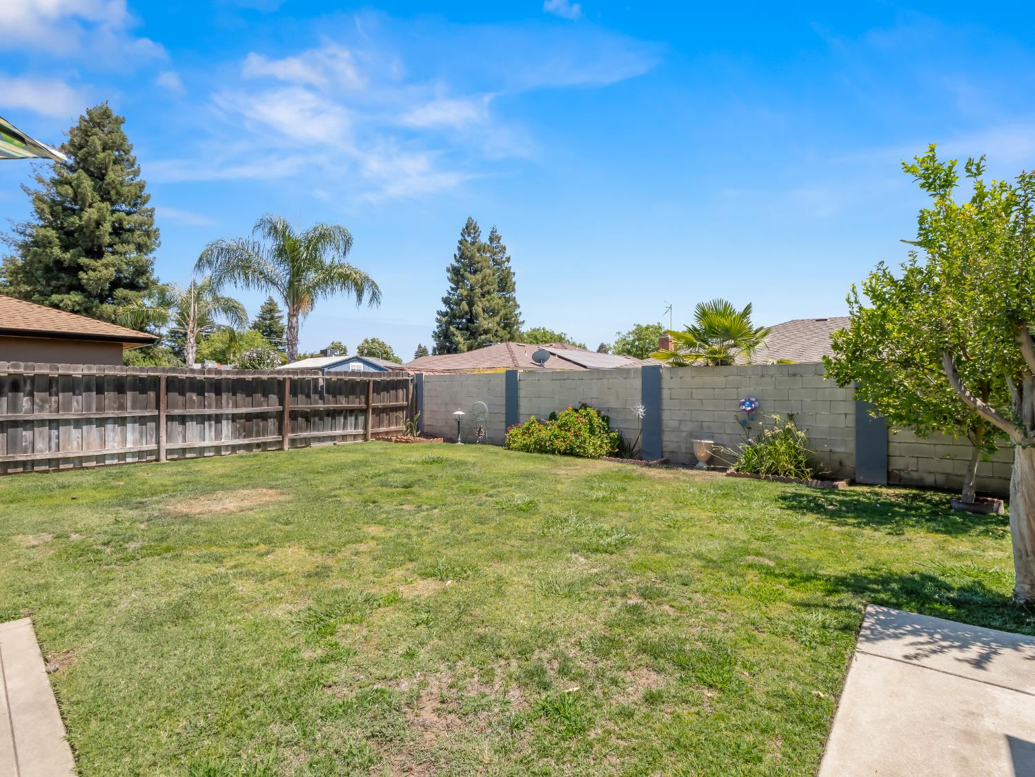 953 E Chennault, Fresno, CA 93720