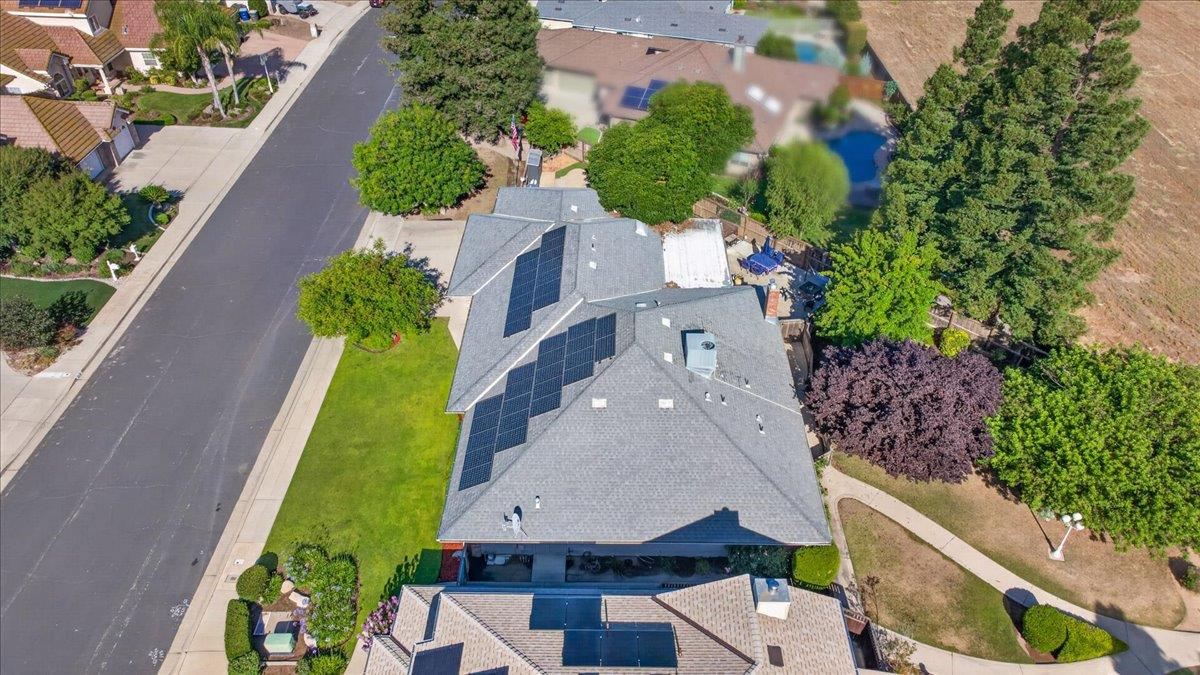 321 W Paul Ave, Clovis, CA 93612