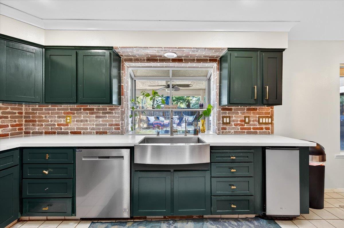 321 W Paul Ave, Clovis, CA 93612