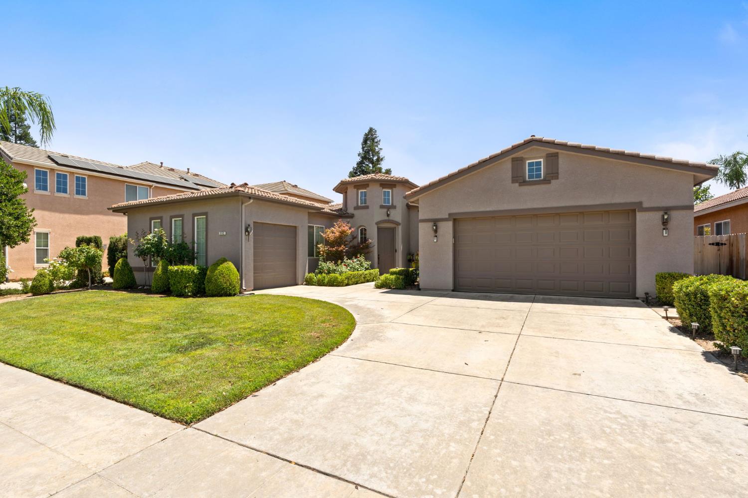 3112 Everglade Ave, Clovis, CA 93619