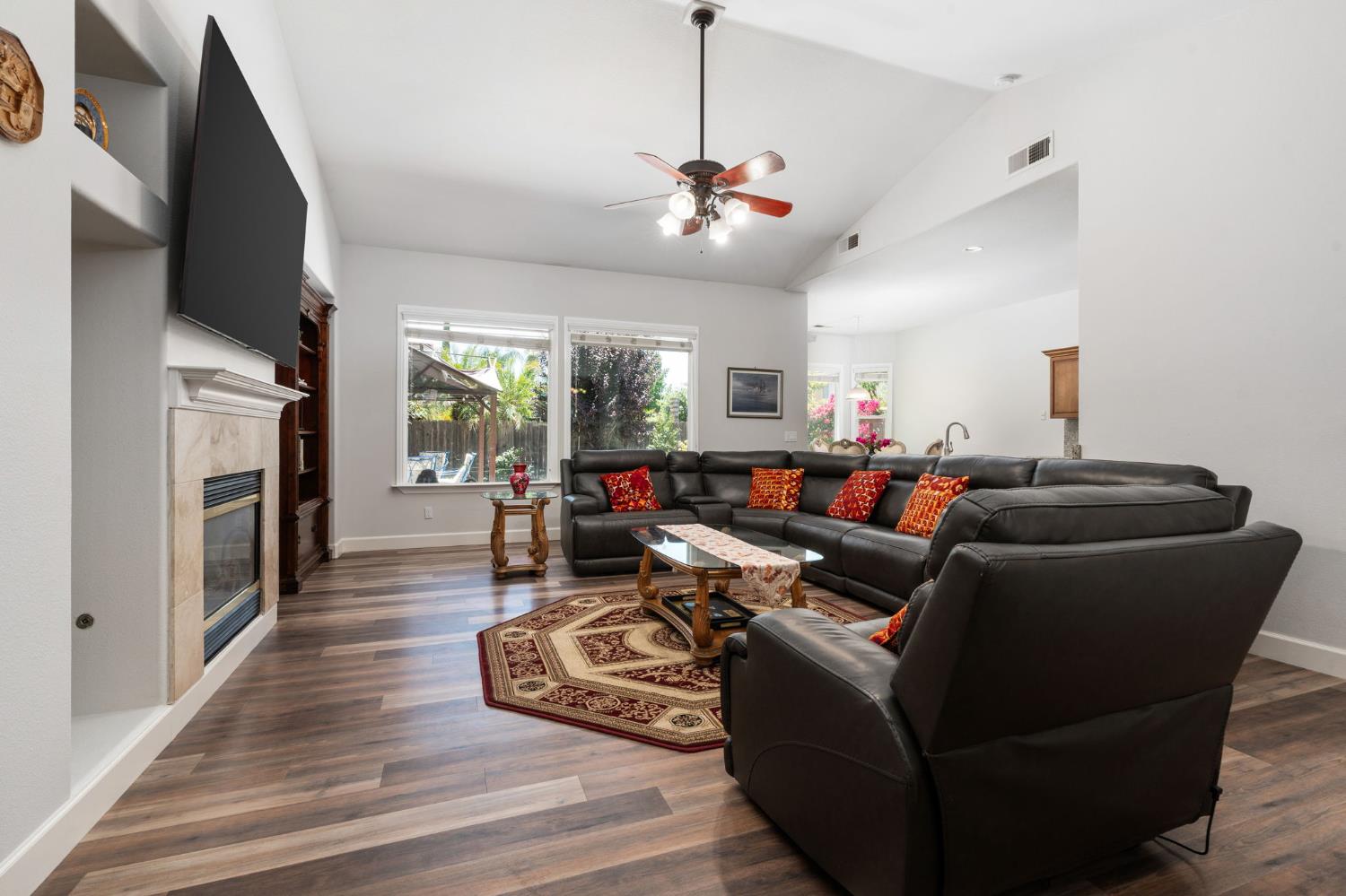 3112 Everglade Ave, Clovis, CA 93619