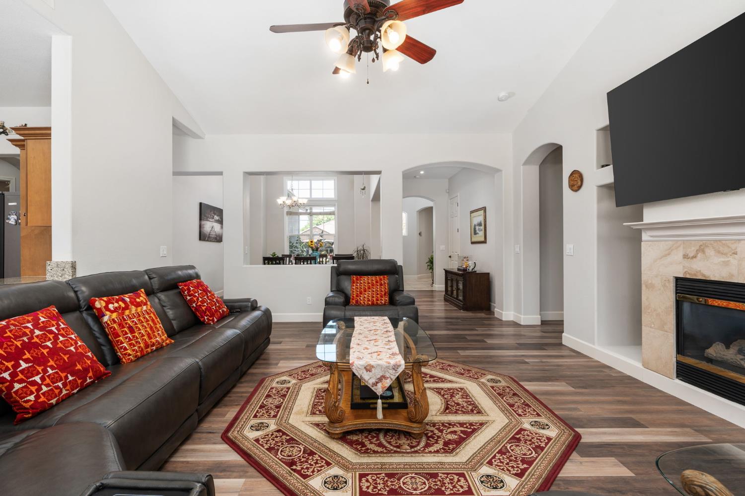 3112 Everglade Ave, Clovis, CA 93619