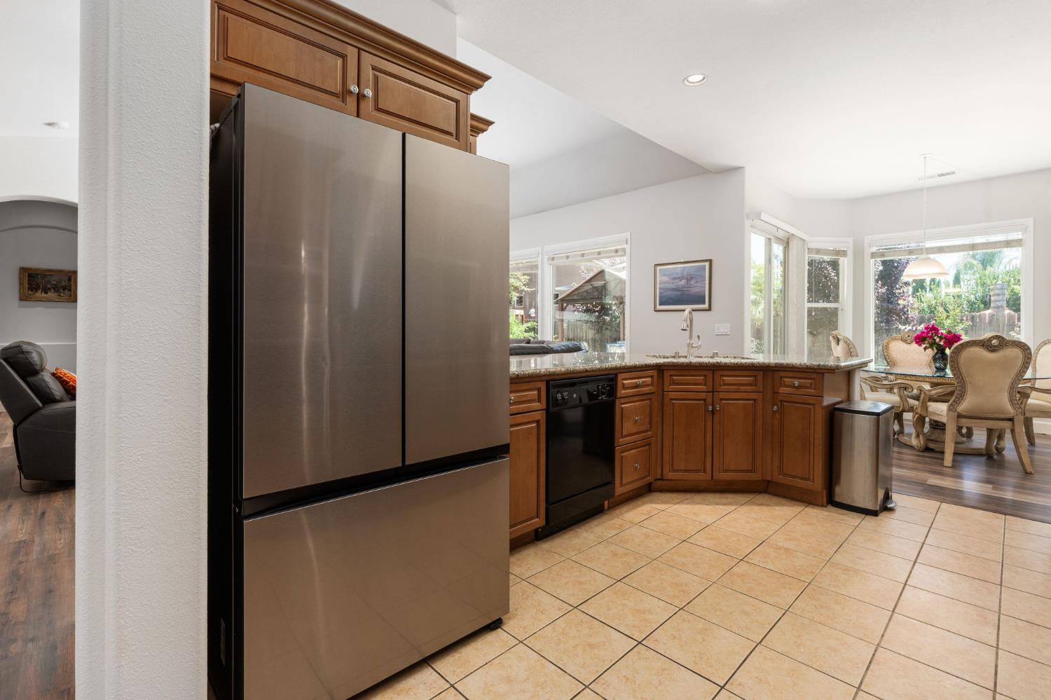 3112 Everglade Ave, Clovis, CA 93619