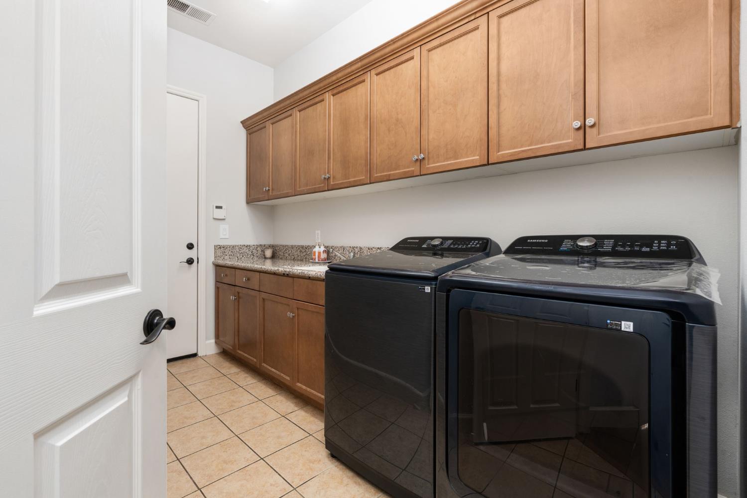 3112 Everglade Ave, Clovis, CA 93619