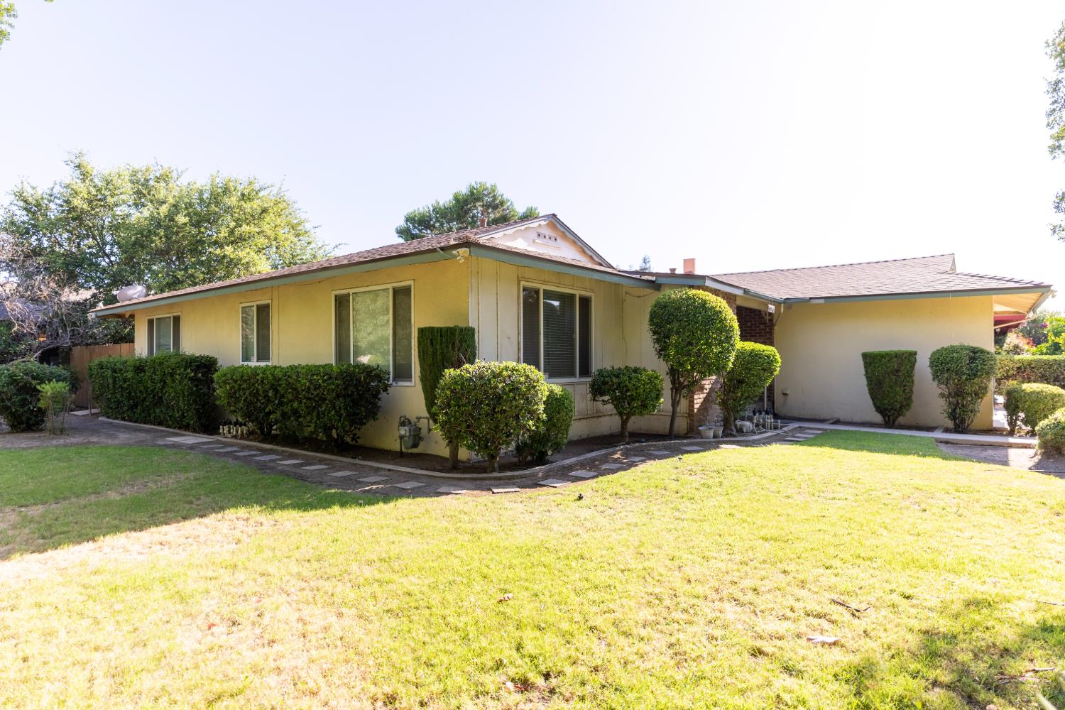 4036 E Gettysburg Ave, Fresno, CA 93726