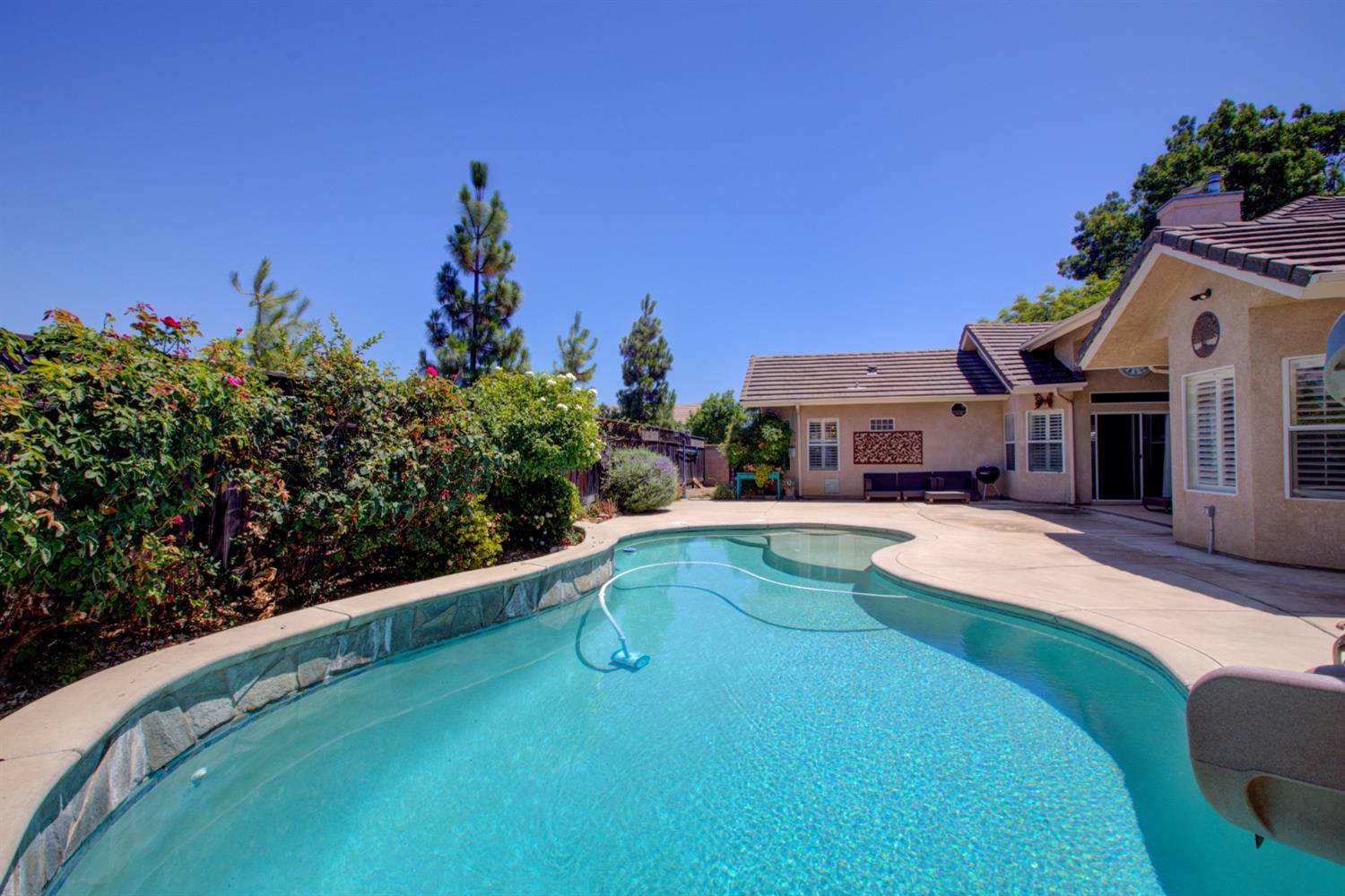 591 Bobolink Ct, Merced, CA 95340