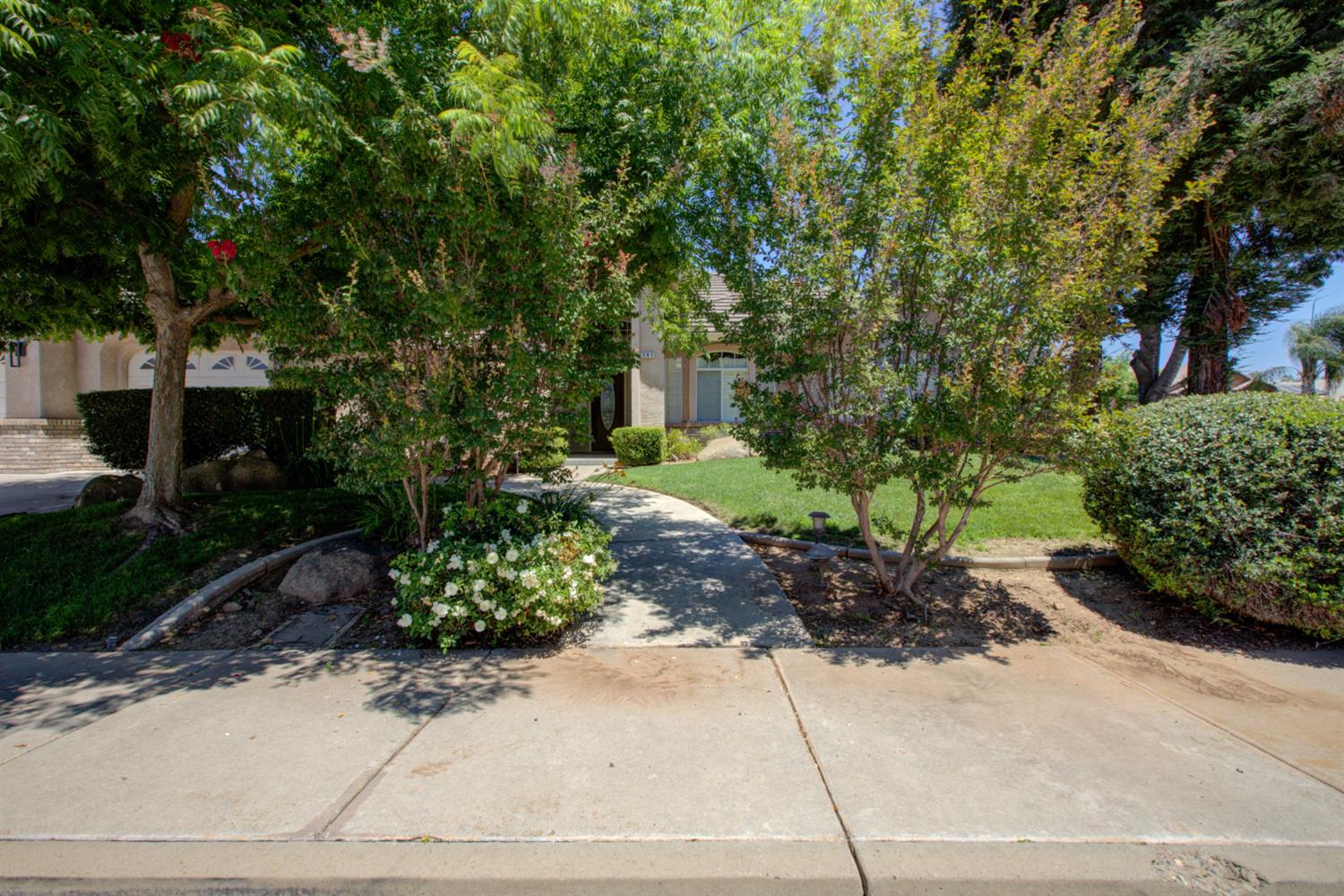 591 Bobolink Ct, Merced, CA 95340
