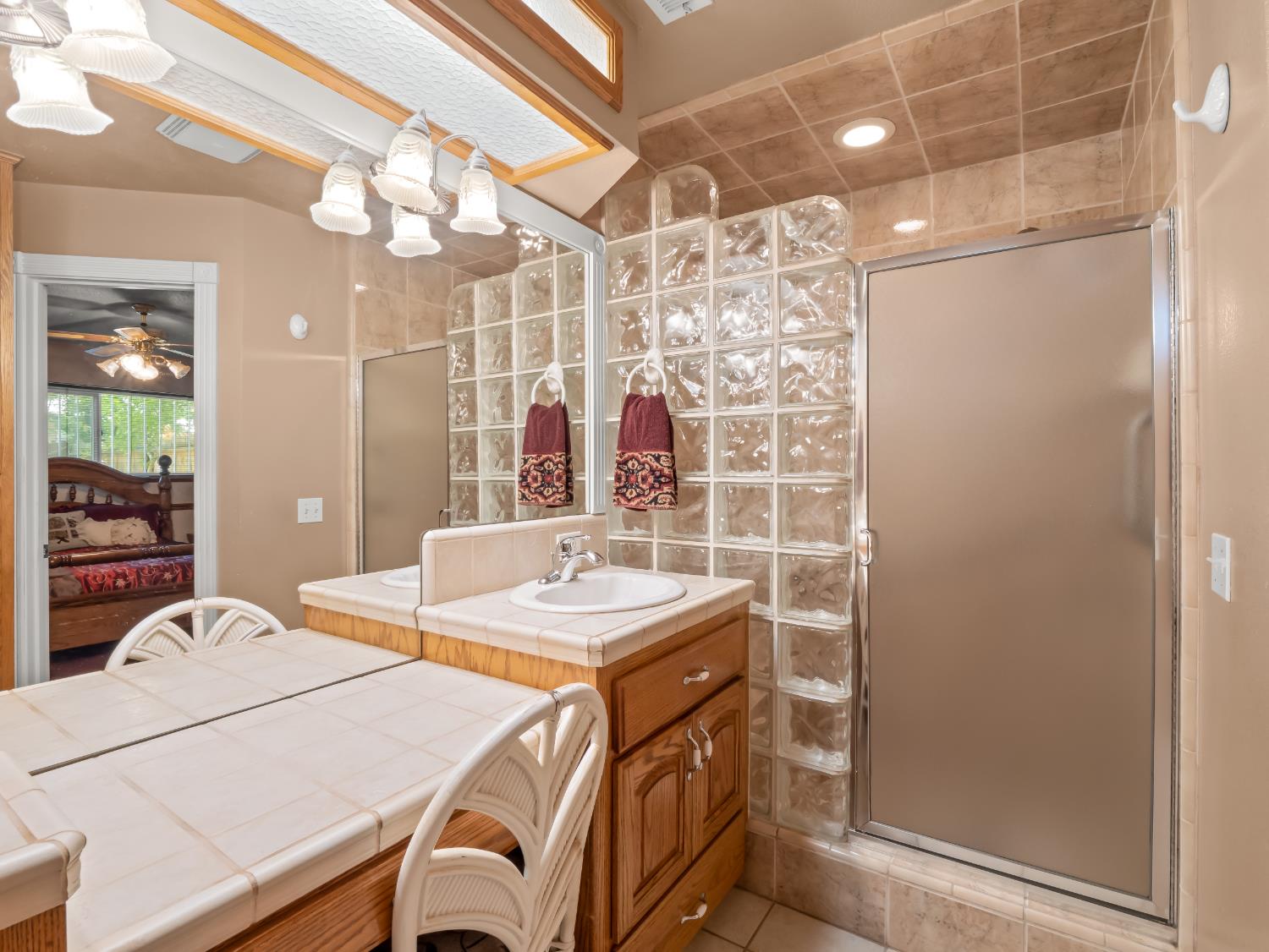 323 N Villa Ave, Fresno, CA 93727