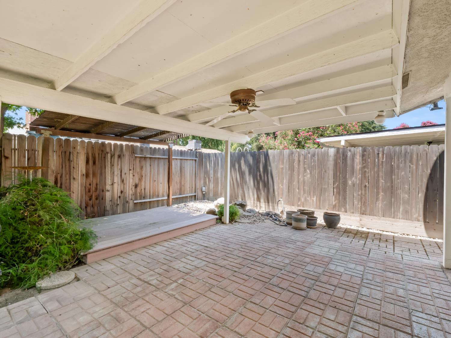 323 N Villa Ave, Fresno, CA 93727