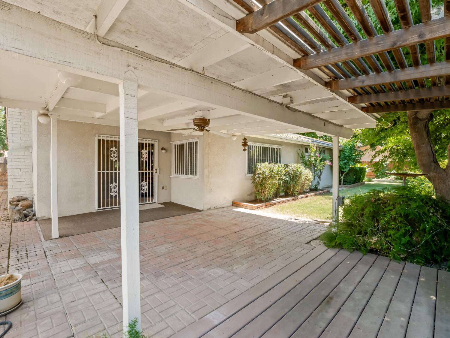 323 N Villa Ave, Fresno, CA 93727