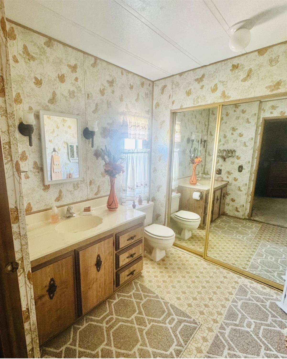 1701 Dinuba Ave #140, Selma, CA 93662