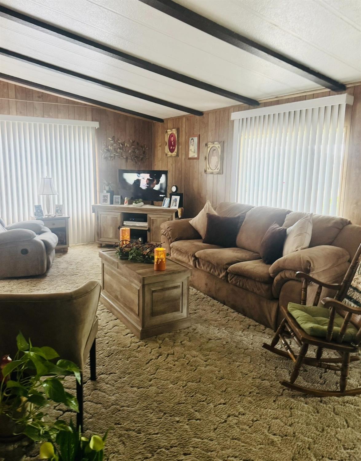 1701 Dinuba Ave #140, Selma, CA 93662