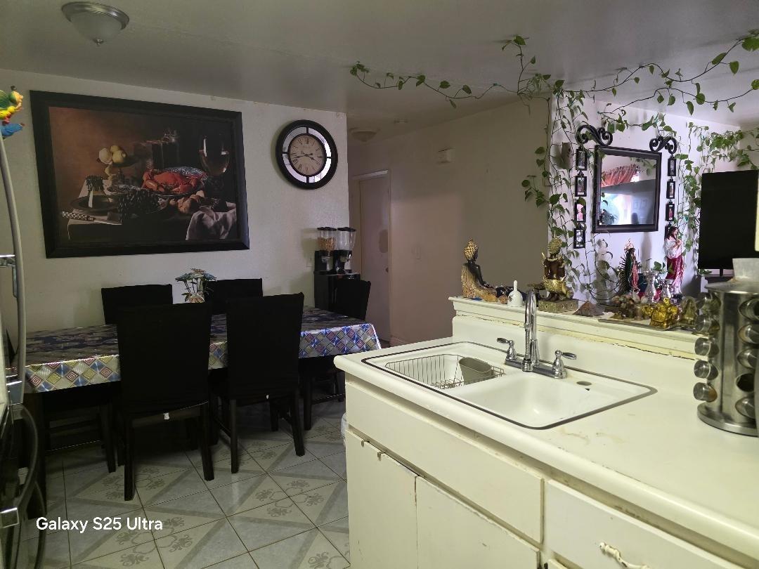 21754 California Ave, San Joaquin, CA 93660