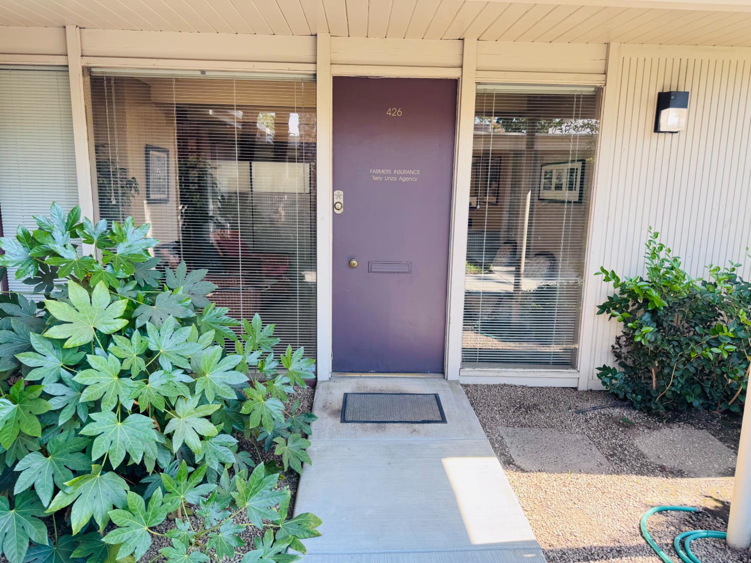 426 W Shaw Ave, Fresno, CA 93704