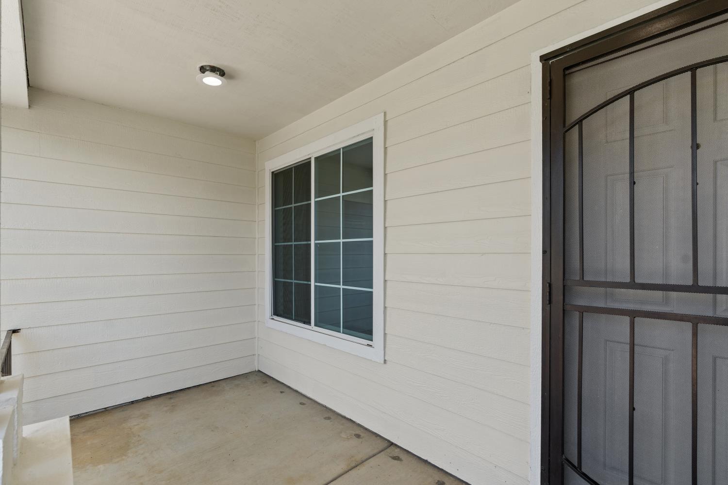 2723 Mitchell Ave, Clovis, CA 93611