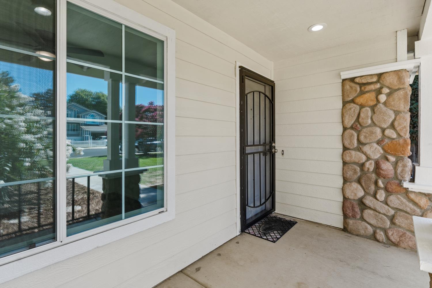 2723 Mitchell Ave, Clovis, CA 93611