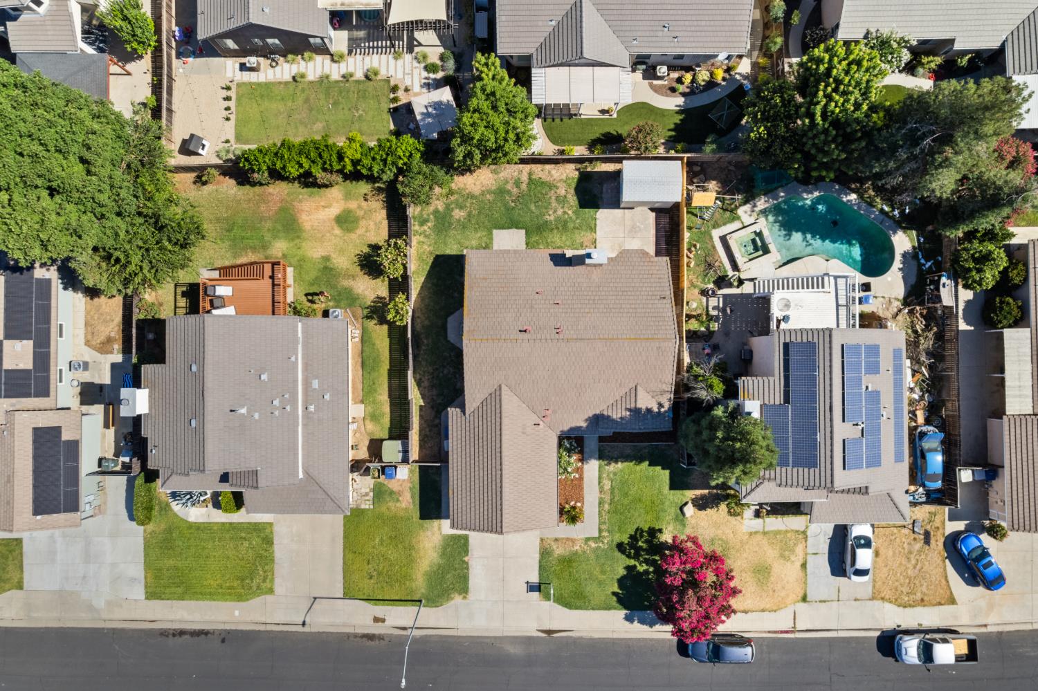 2723 Mitchell Ave, Clovis, CA 93611