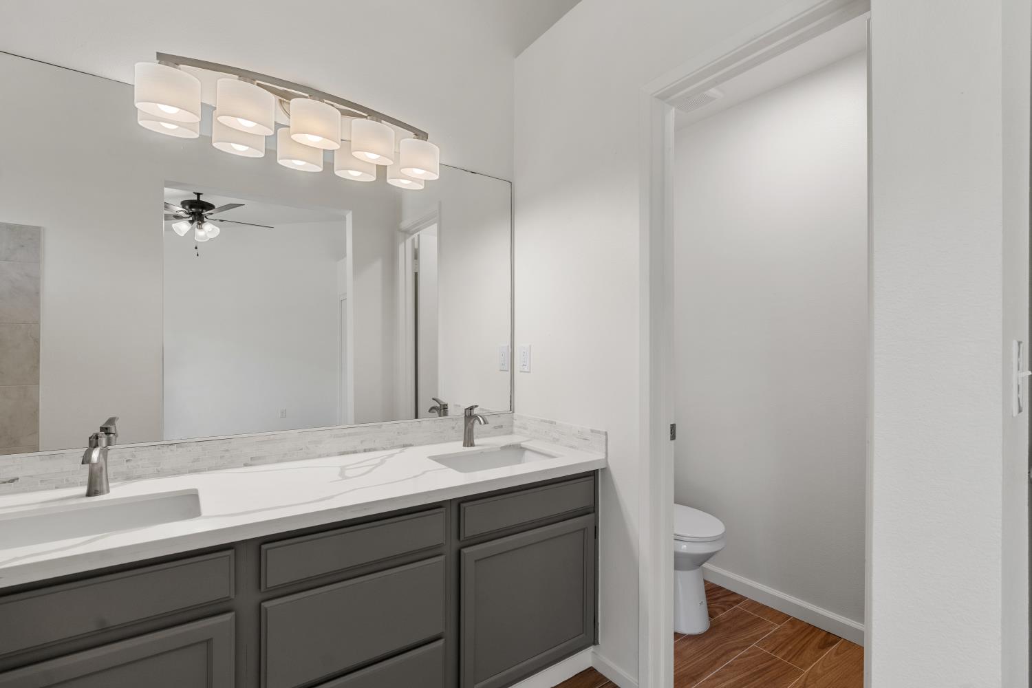 2723 Mitchell Ave, Clovis, CA 93611